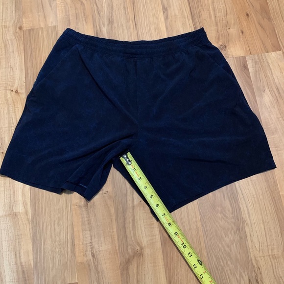Men’s Lululemon Athletica Unlined Shorts (Size XL) Color Dark Blue - Picture 5 of 7